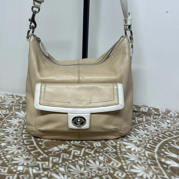 Coach Penelope Beige Pebbled Leather Turnlock Front Pocket Zipper Shoulder Bag - Picture 1 of 15
